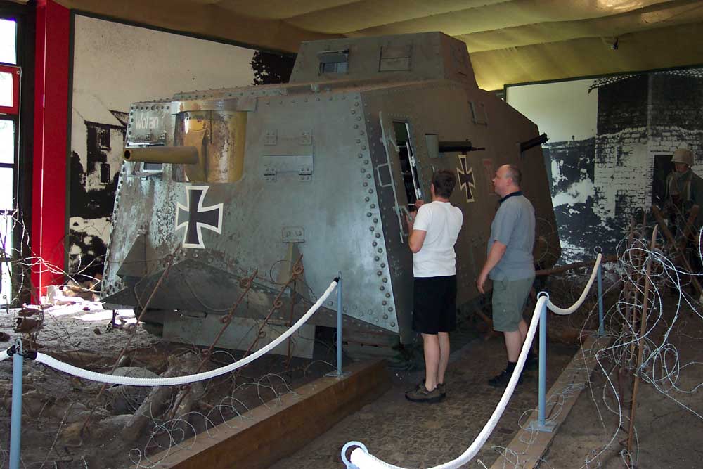 AV7